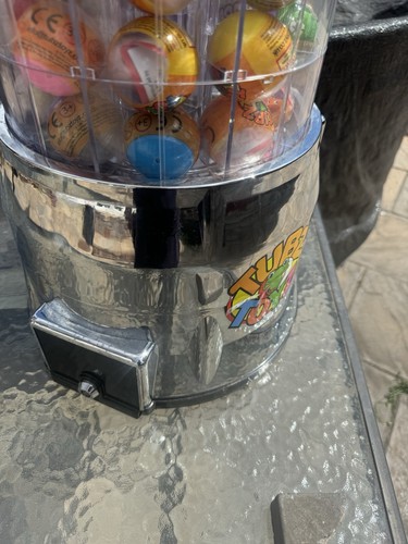 Tubz toys vending machine - vending,