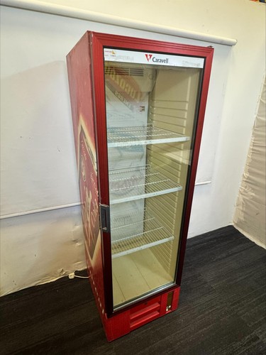 Caravell red vending machine - vending,