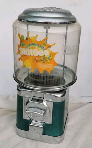 Beaver candy machine - candy, vending