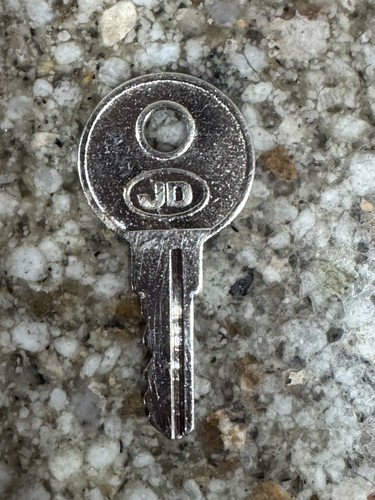 Tomy vending machine key - machine,