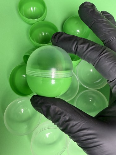50x vending machine capsules - vending,